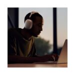 Apple AirPods Max Wireless Over-Ear Headphones Lightning (Certified Pre-Owned) - view 4