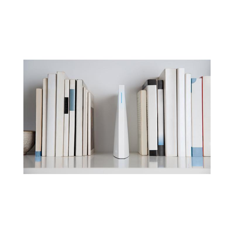 Wink Hub 2 Smart Home Management Hub - Open Box - view 4