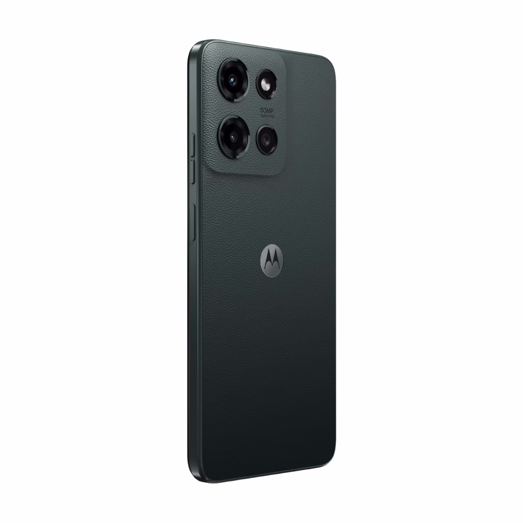 Motorola Moto G 5G 2025 rear camera module detail