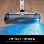 Shark PowerPro Flex IZ380HC nozzle casting Dirt-Reveal light across a hard floor to show hidden dust
